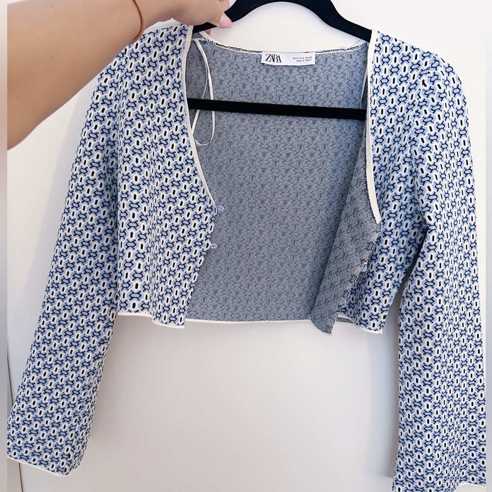 Zara bell sleeve cardi/ long sleeve top